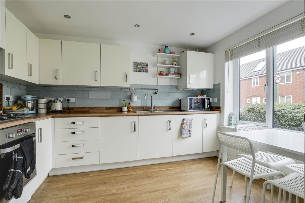 Horwood Drive, Nottingham, NG11