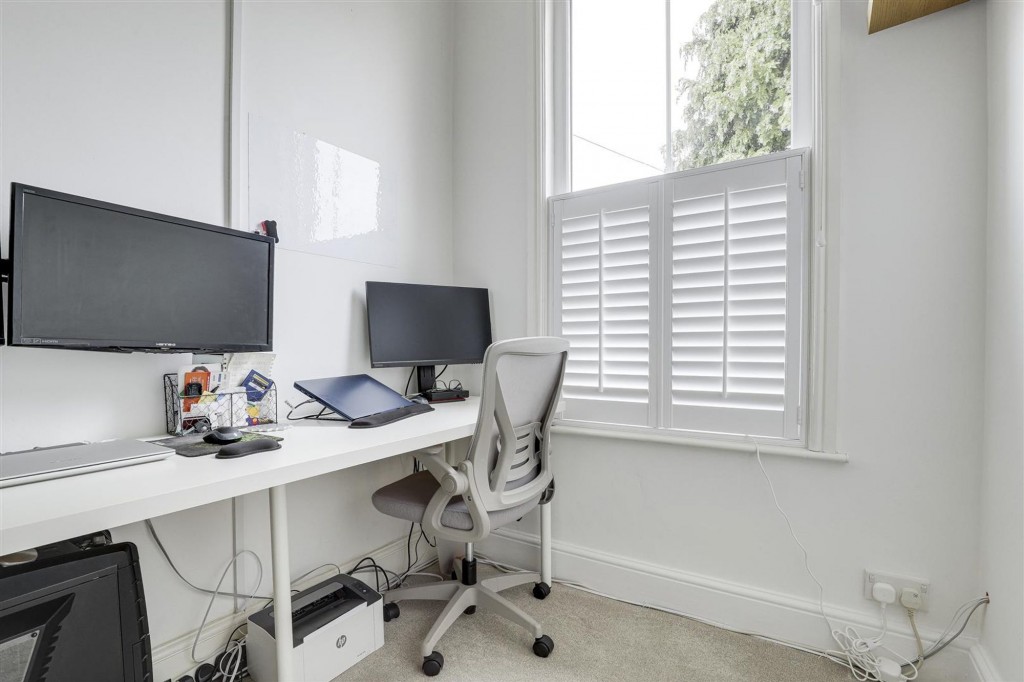 Loughborough Road, West Bridgford, NG2