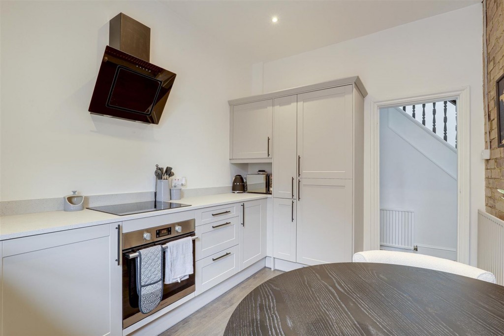 Loughborough Road, West Bridgford, NG2