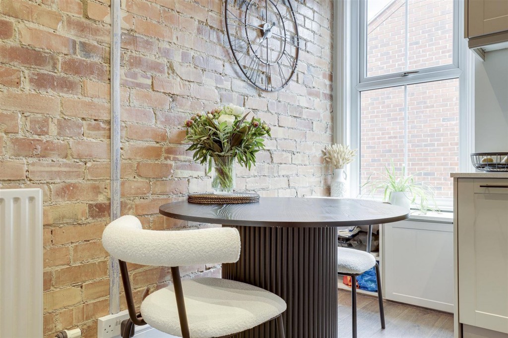 Loughborough Road, West Bridgford, NG2