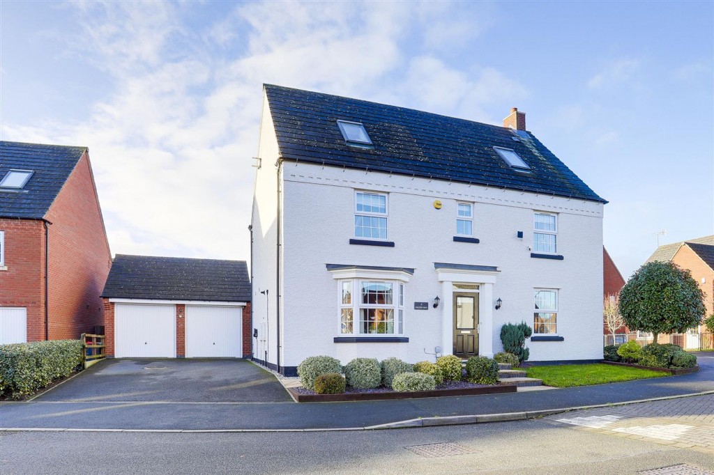 Falcon Way, Hucknall, NG15