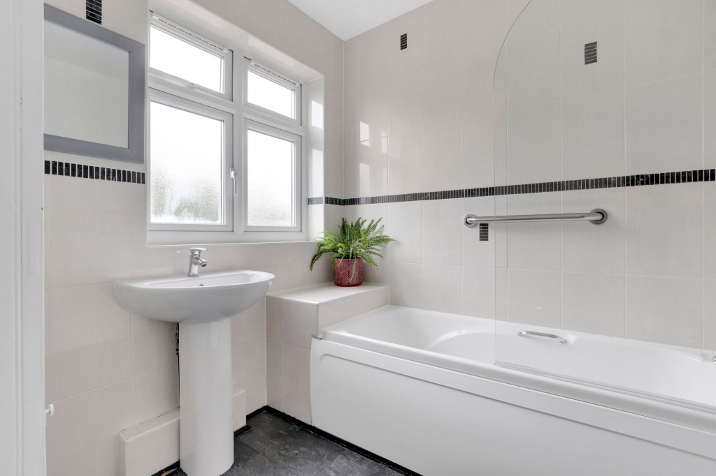 Derby Road, Beeston, NG9