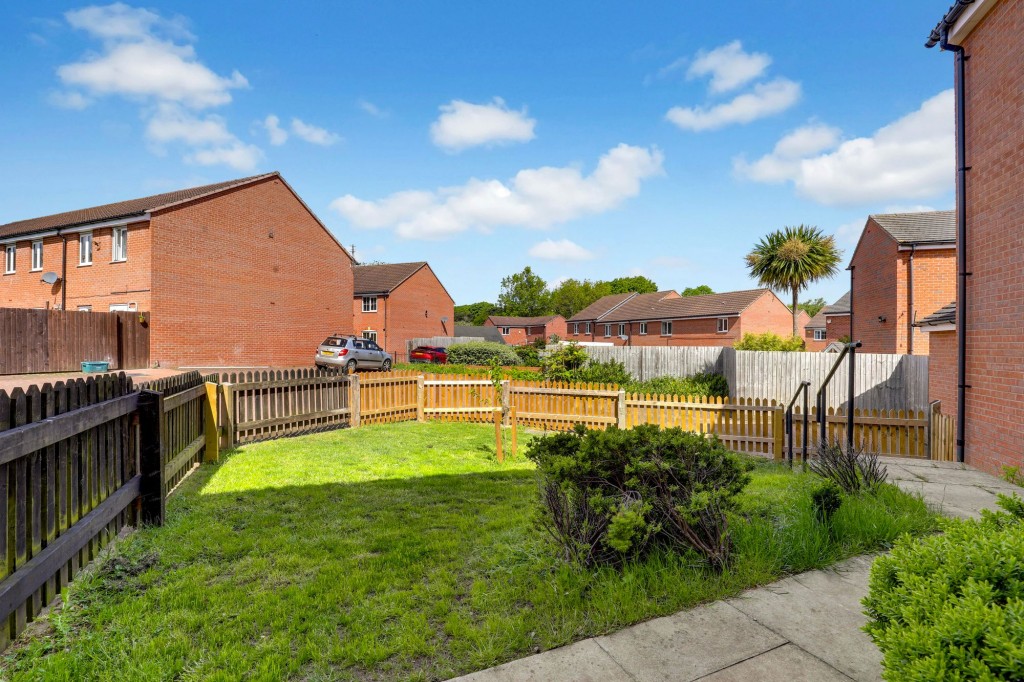 Binch Field Close, Calverton, NG14