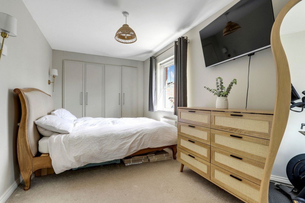 Binch Field Close, Calverton, NG14