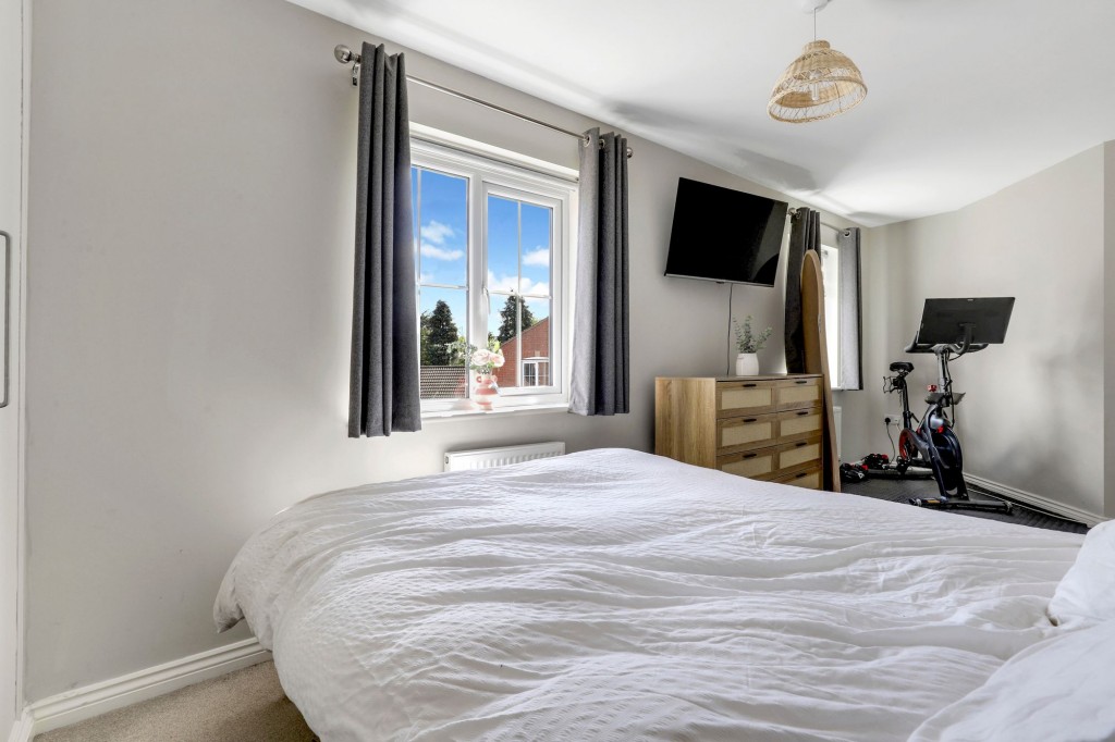 Binch Field Close, Calverton, NG14