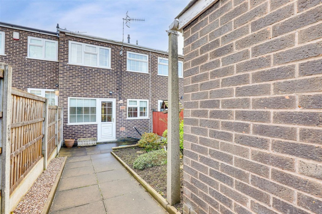 Holkham Close, Arnold, NG5