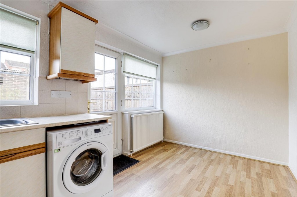 Holkham Close, Arnold, NG5