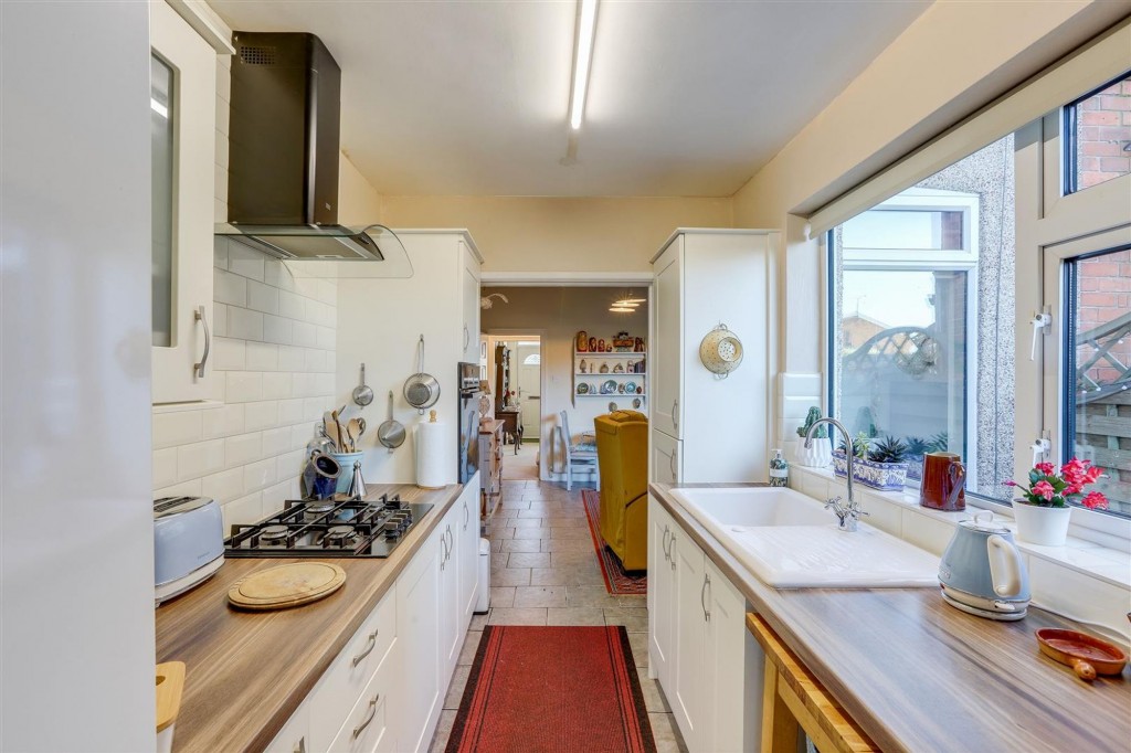 Montague Road, Hucknall, NG15