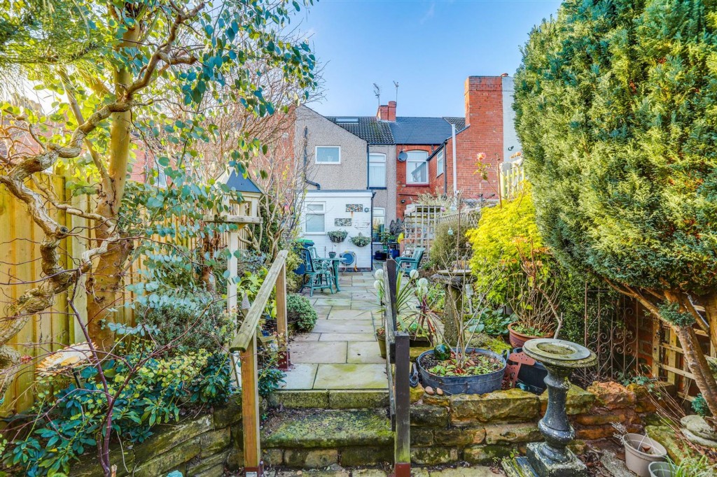 Montague Road, Hucknall, NG15