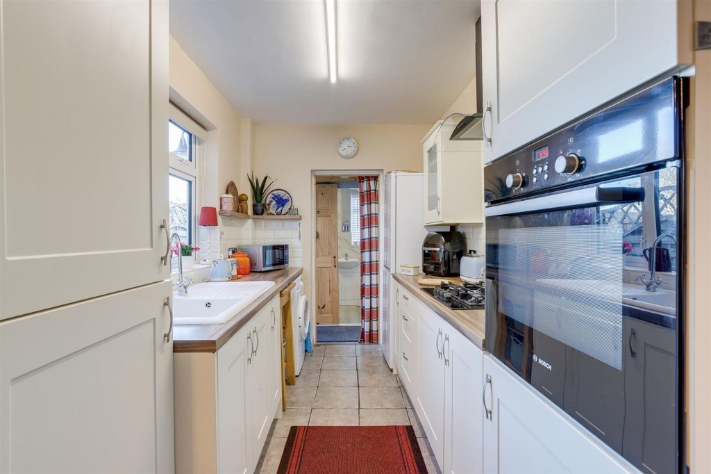 Montague Road, Hucknall, NG15