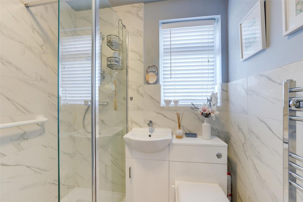 Montague Road, Hucknall, NG15