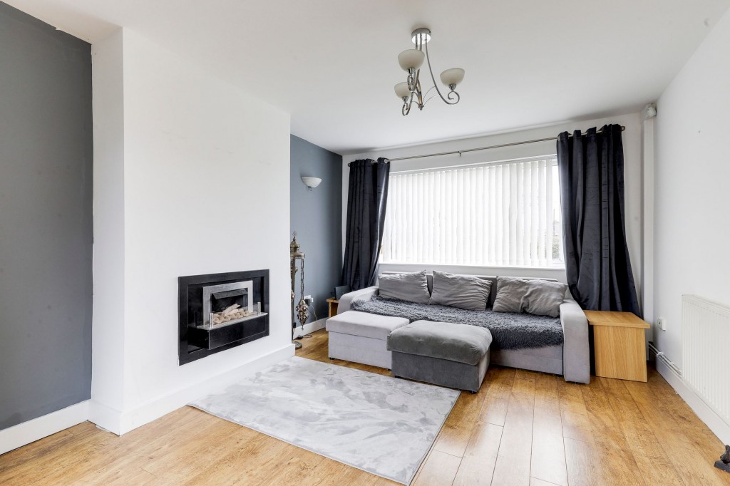 Central Avenue, Hucknall, NG15