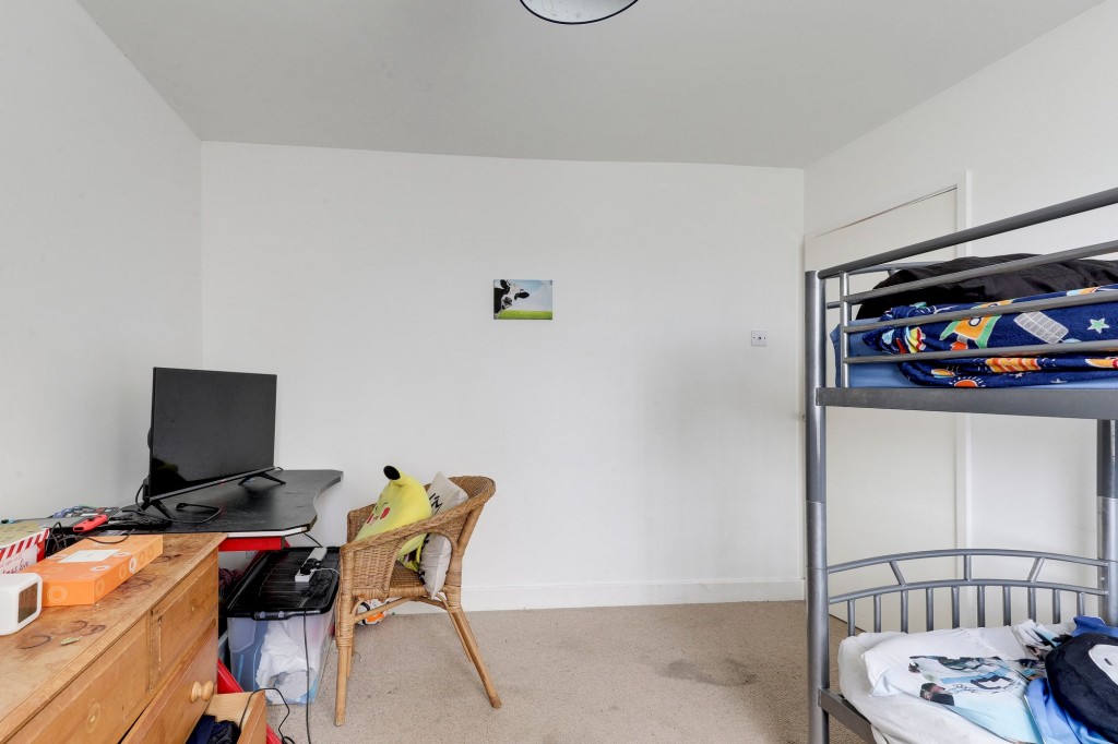 Central Avenue, Hucknall, NG15