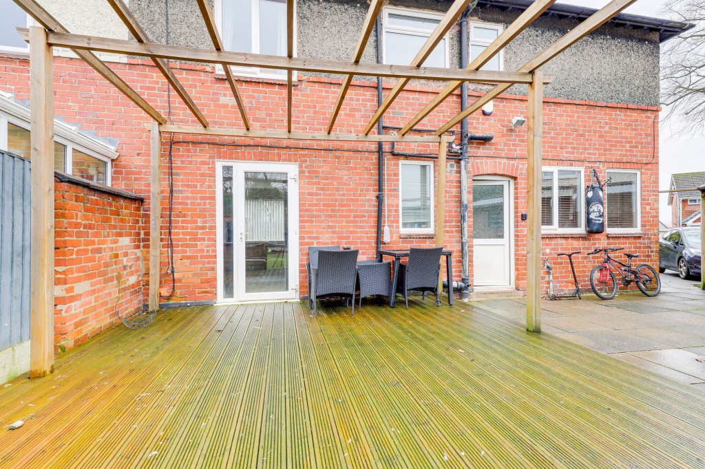 Central Avenue, Hucknall, NG15