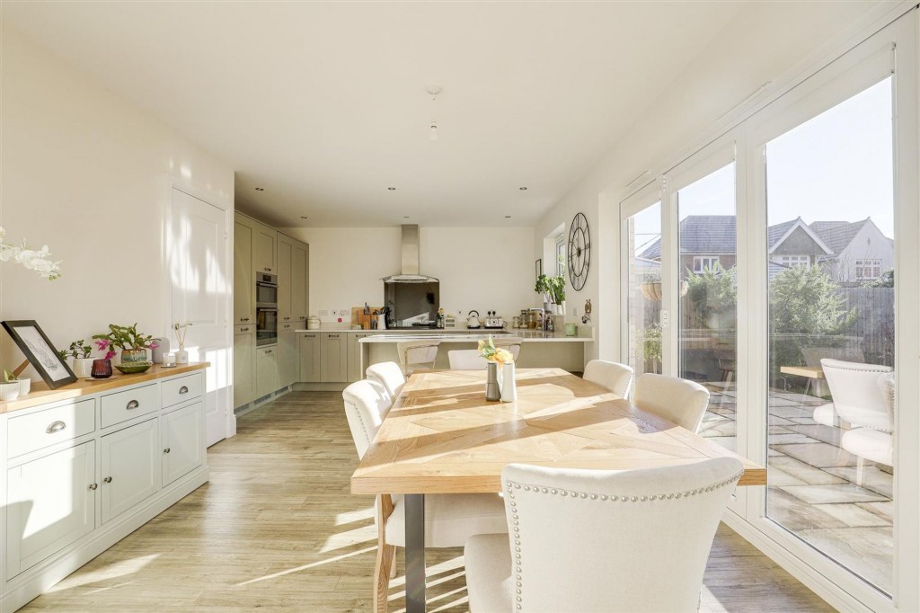 Newton Lane, Newton, NG13