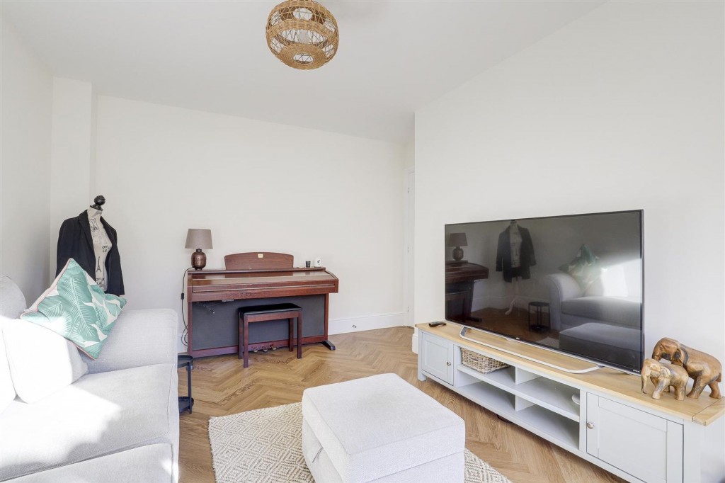 Newton Lane, Newton, NG13