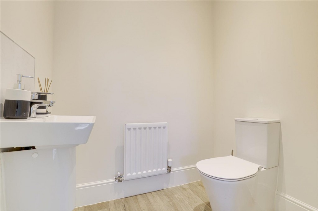 Newton Lane, Newton, NG13