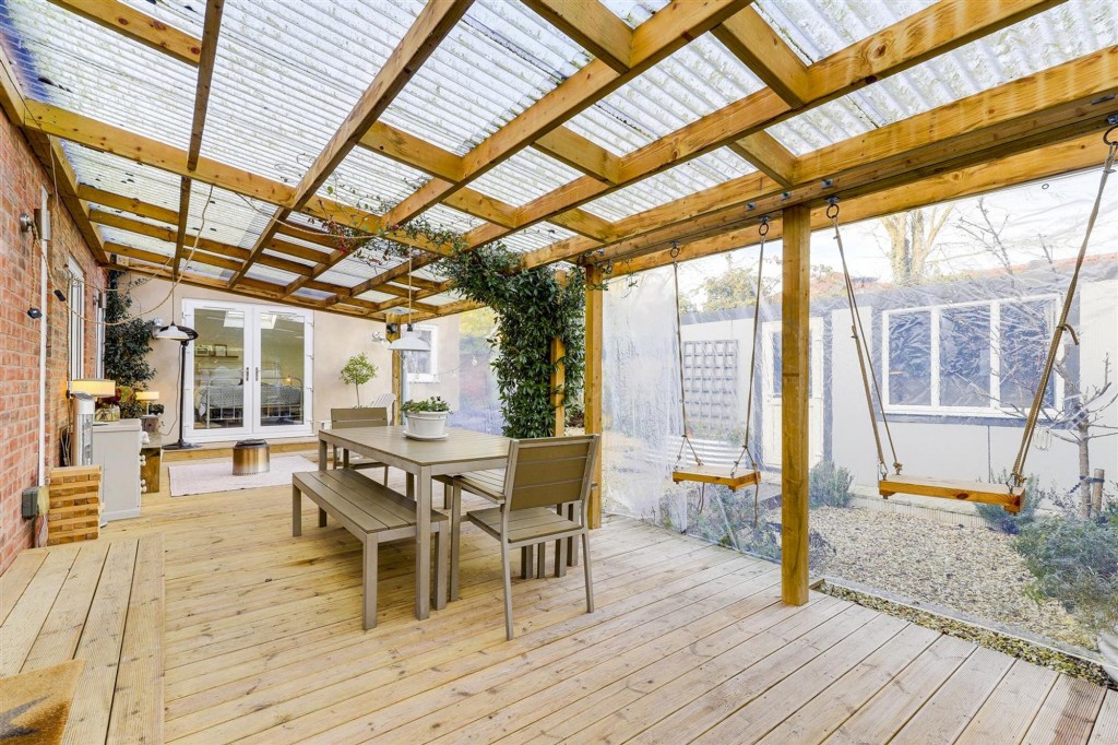 Main Street, Farnsfield, NG22