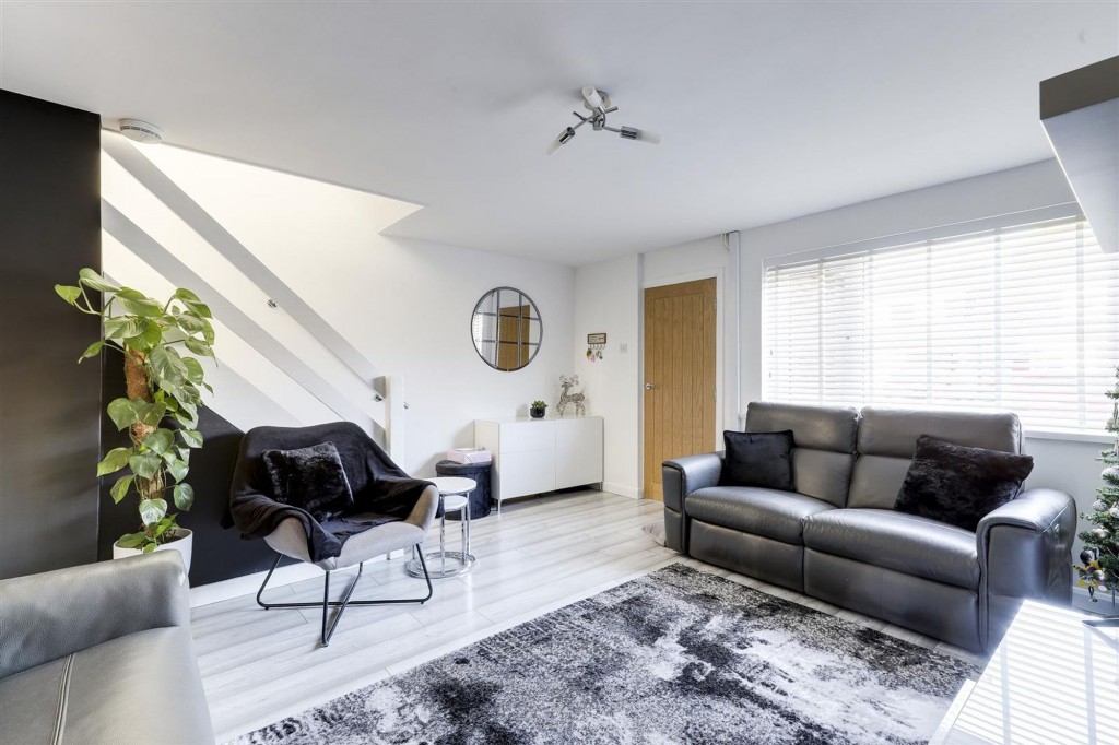 Milford Drive, Nottingham, NG3