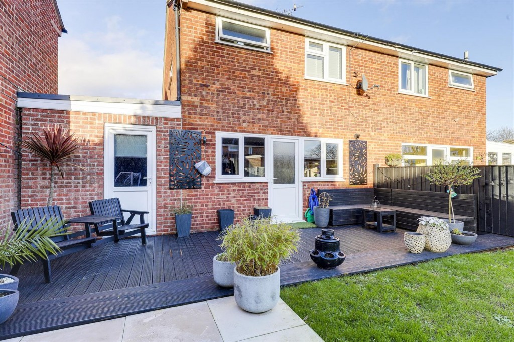 Milford Drive, Nottingham, NG3