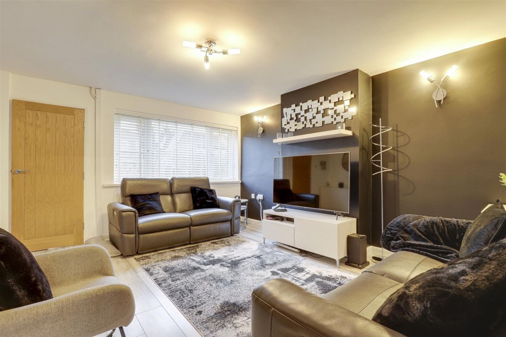 Milford Drive, Nottingham, NG3