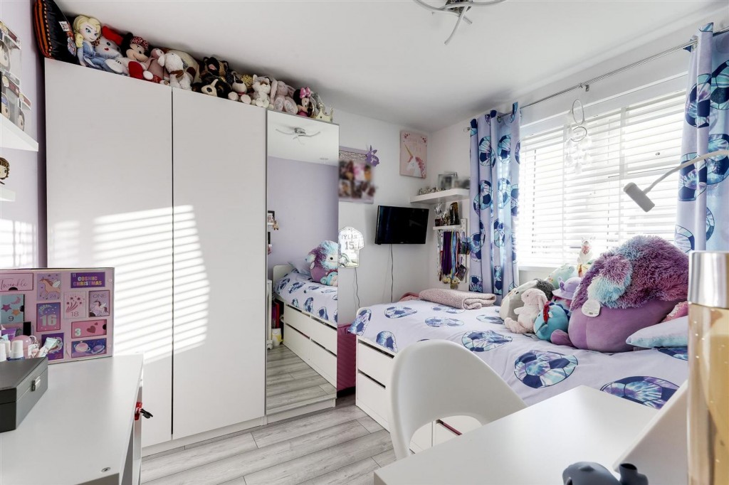 Milford Drive, Nottingham, NG3