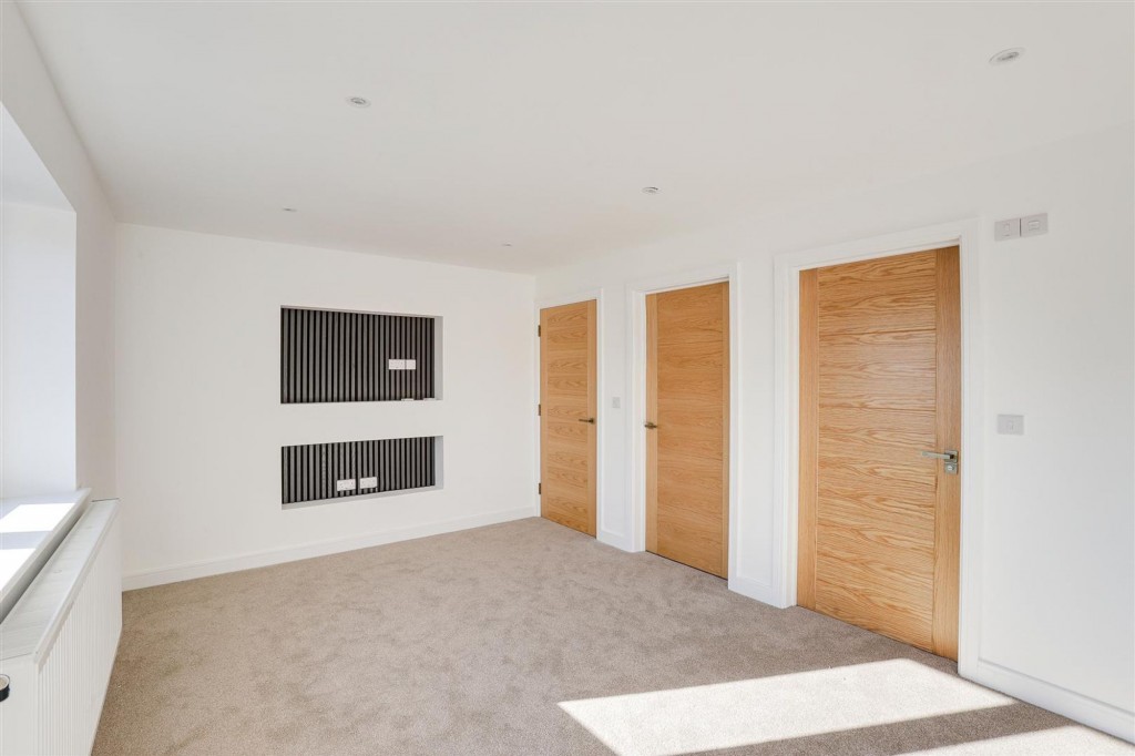 Marsham Drive, Arnold, NG5