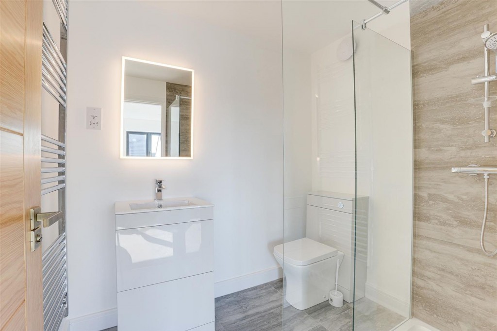 Marsham Drive, Arnold, NG5