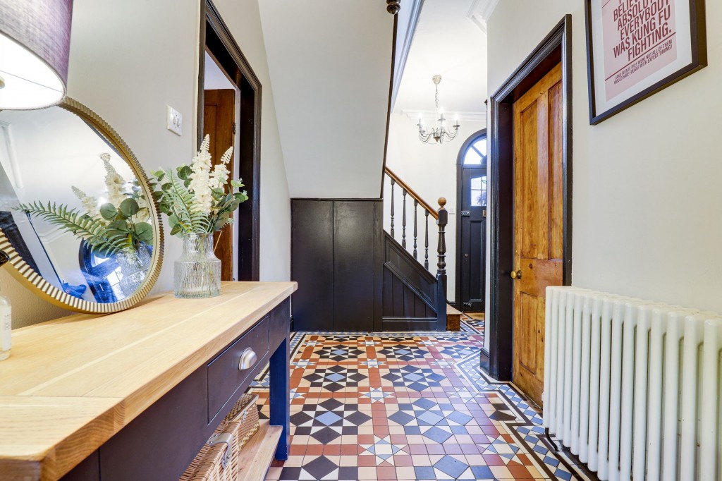 Conway Avenue, Carlton, NG4