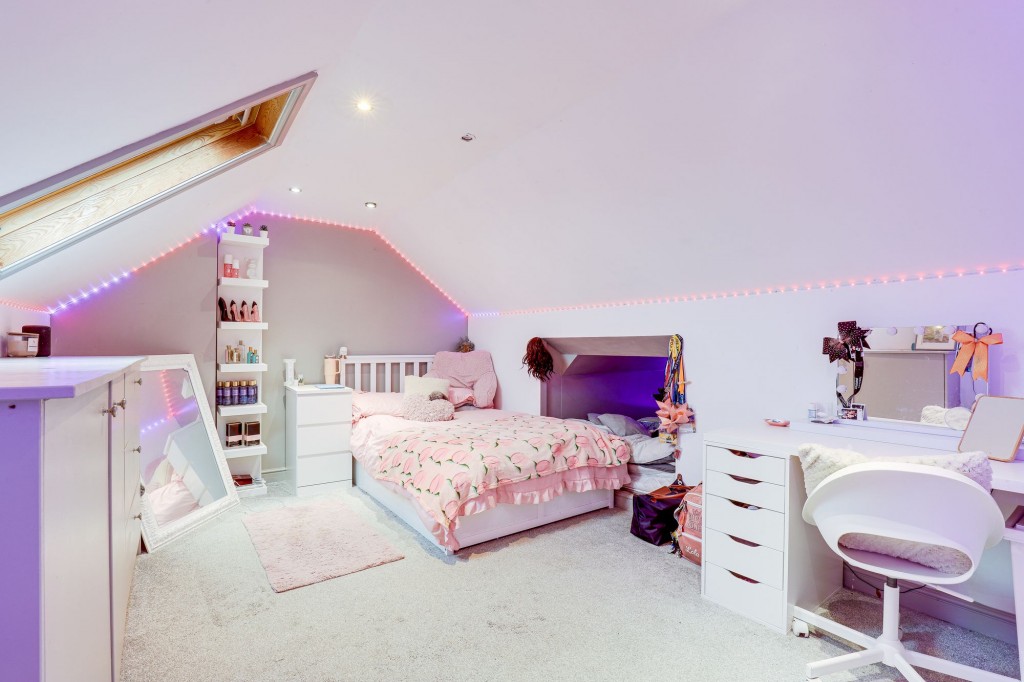 Conway Avenue, Carlton, NG4