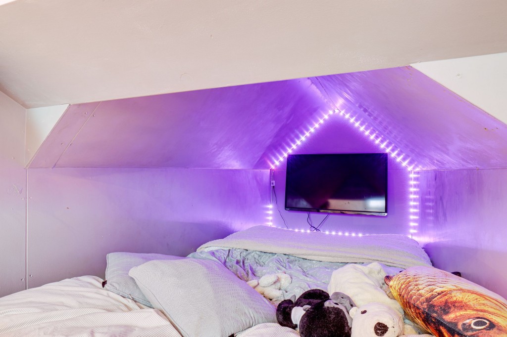 Conway Avenue, Carlton, NG4