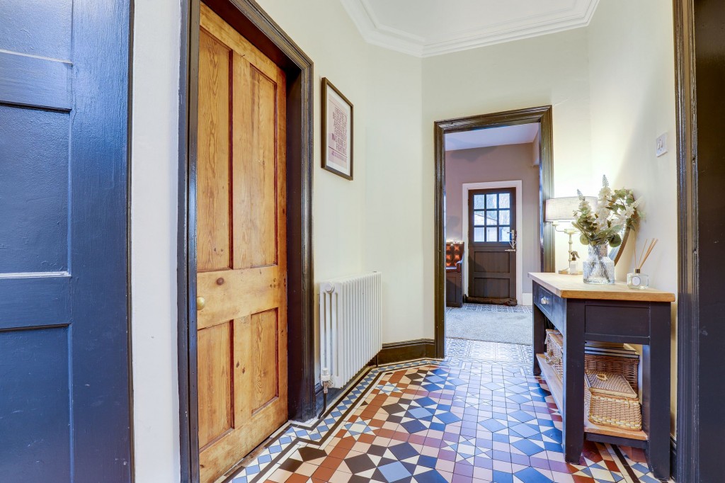 Conway Avenue, Carlton, NG4