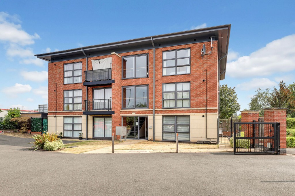 Deane Road, Deane Court, NG11