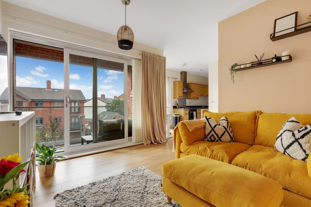 Deane Road, Deane Court, NG11