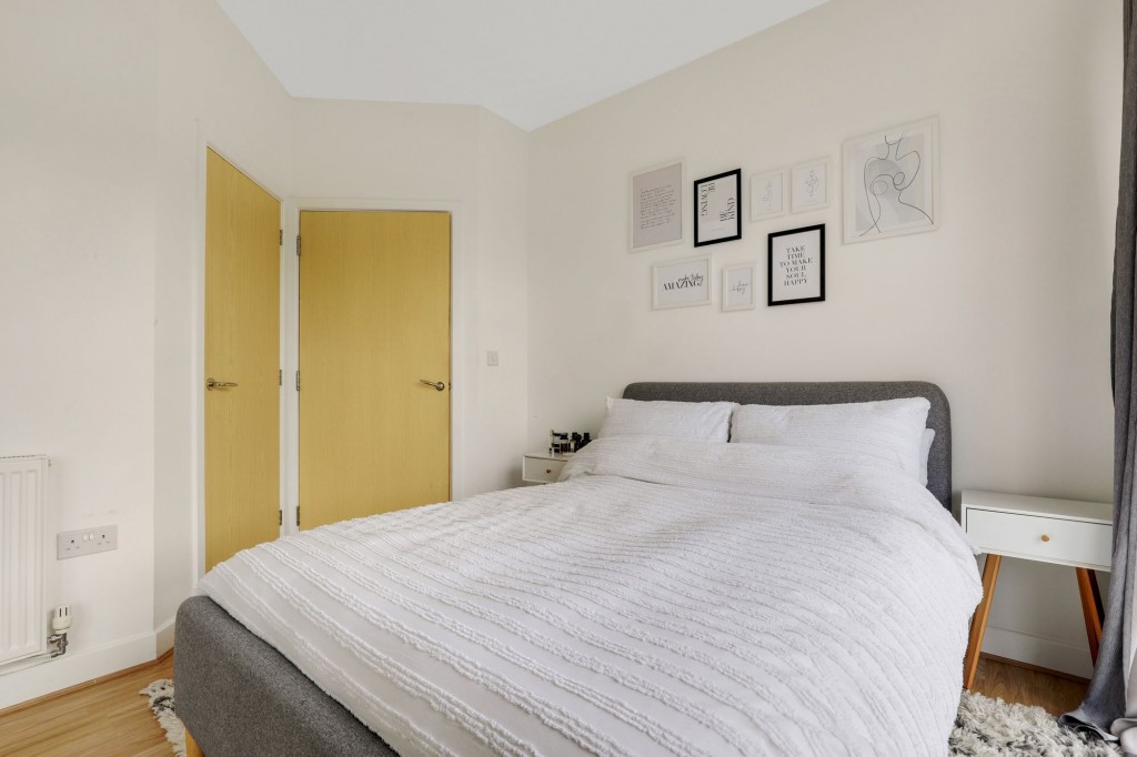 Deane Road, Deane Court, NG11
