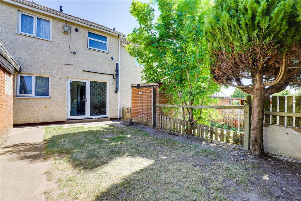 Nicklaus Court, Nottingham, NG5