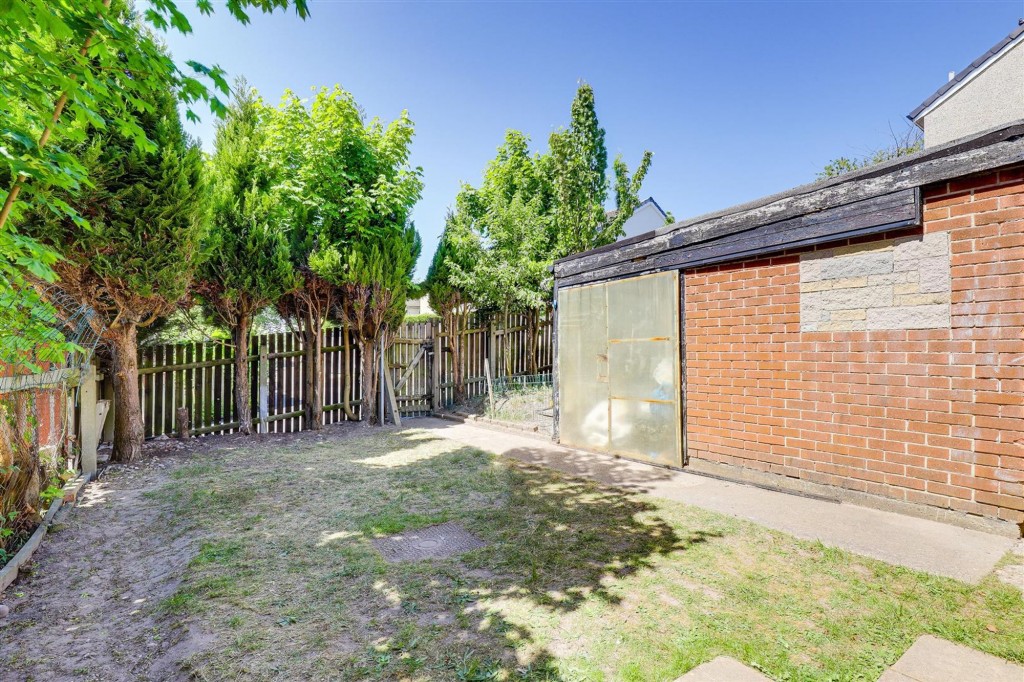 Nicklaus Court, Nottingham, NG5