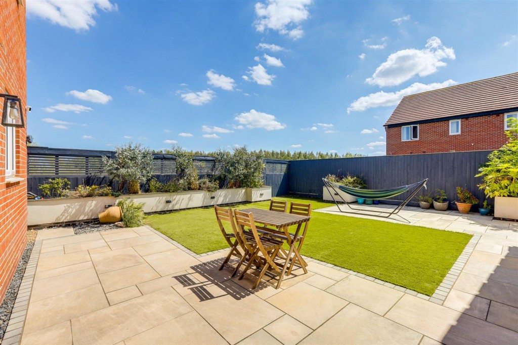 Hartland Drive, Mapperley, NG3