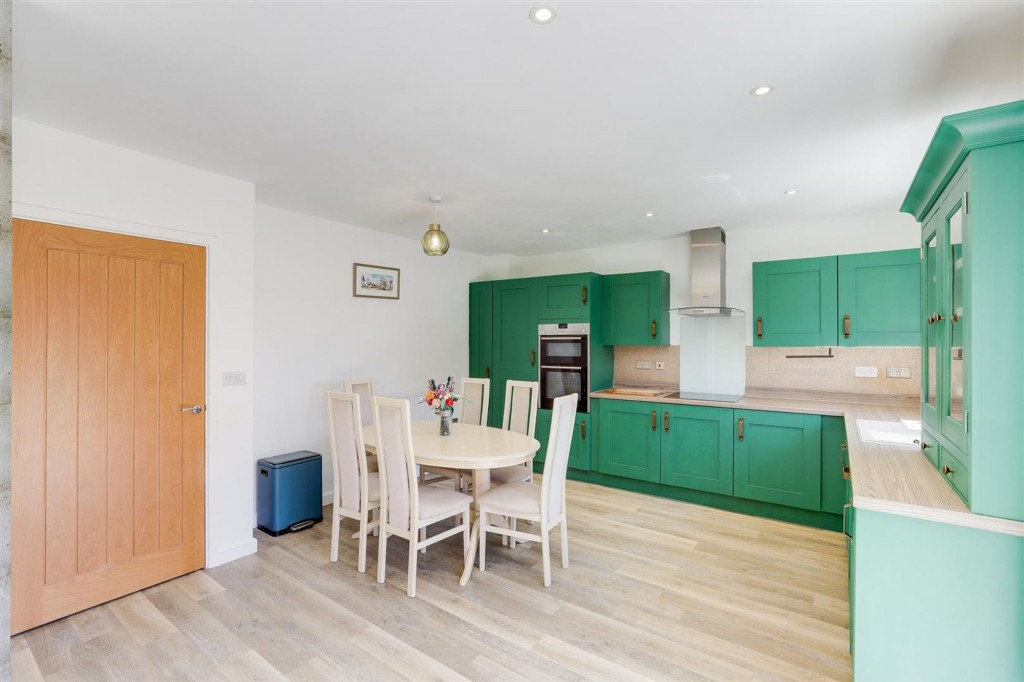 Hartland Drive, Mapperley, NG3