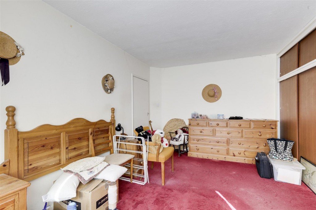 Aspley Park Drive, Nottingham, NG8