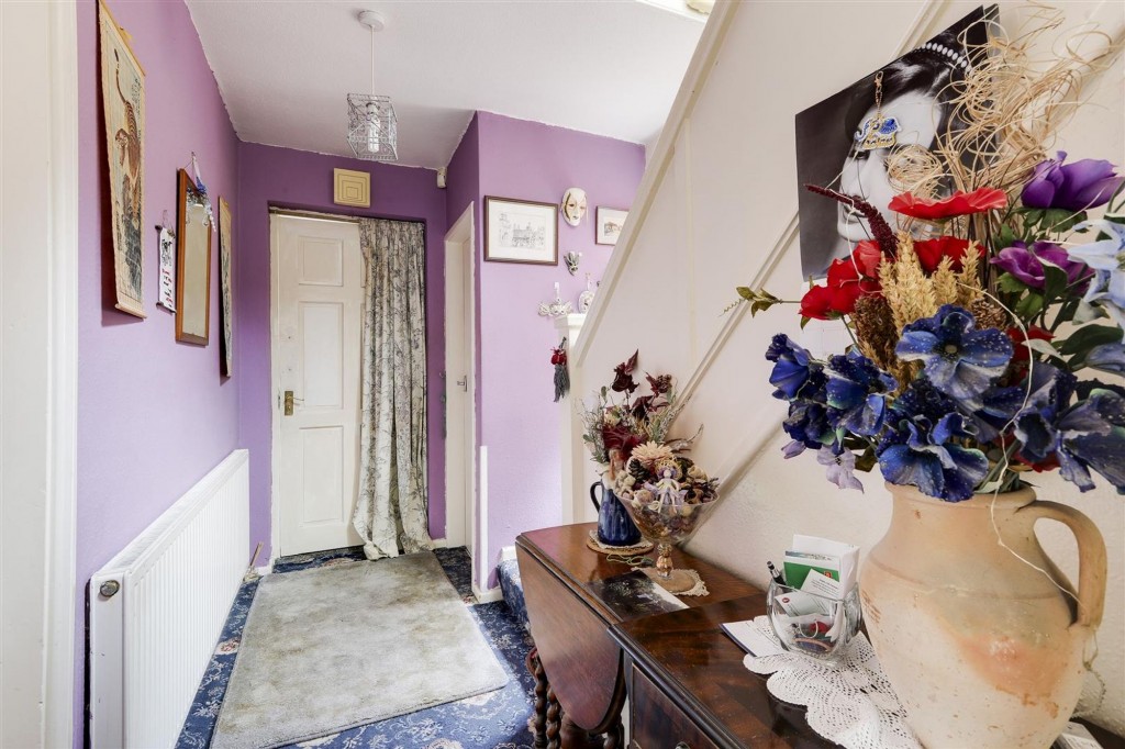 Aspley Park Drive, Nottingham, NG8