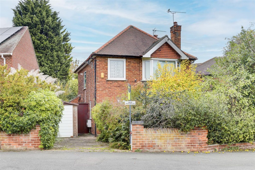 Aspley Park Drive, Nottingham, NG8