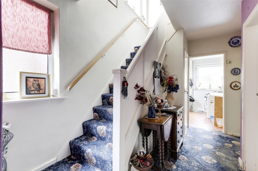 Aspley Park Drive, Nottingham, NG8