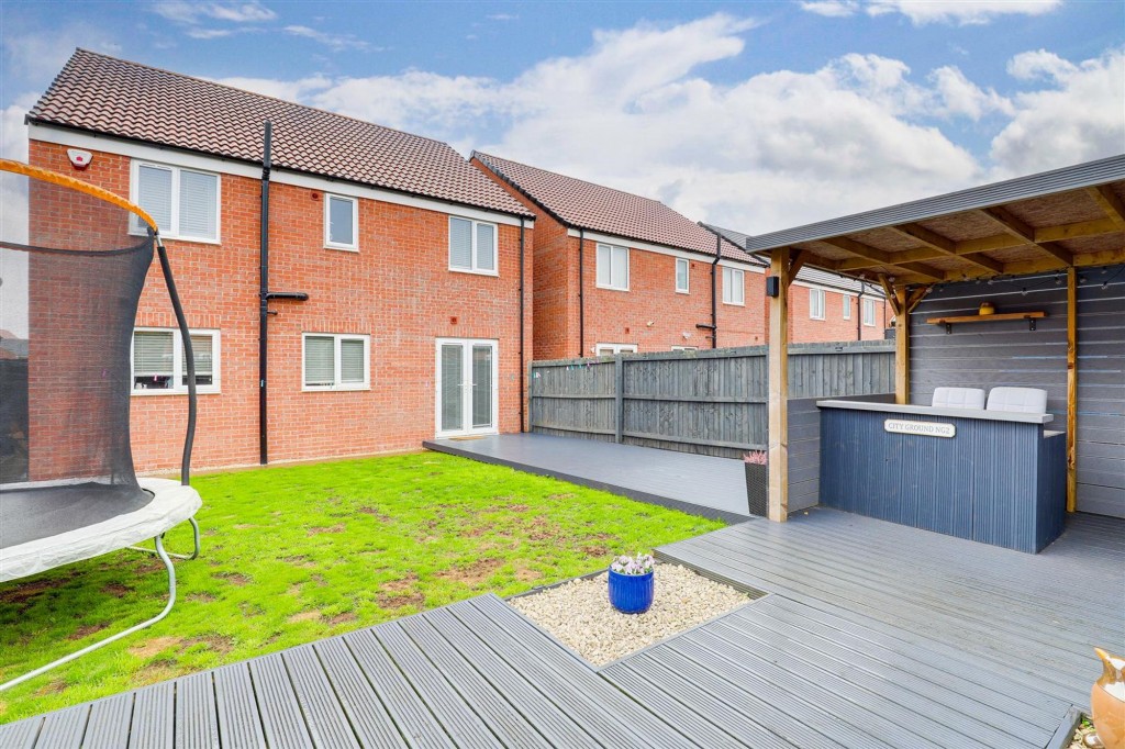 Pennington Way, Hucknall, NG15