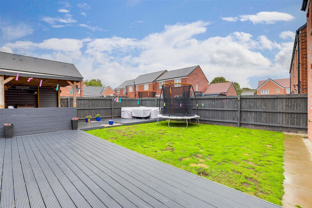 Pennington Way, Hucknall, NG15