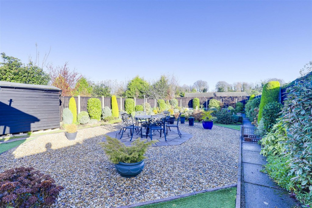 Springwood Gardens, Woodthorpe, NG5
