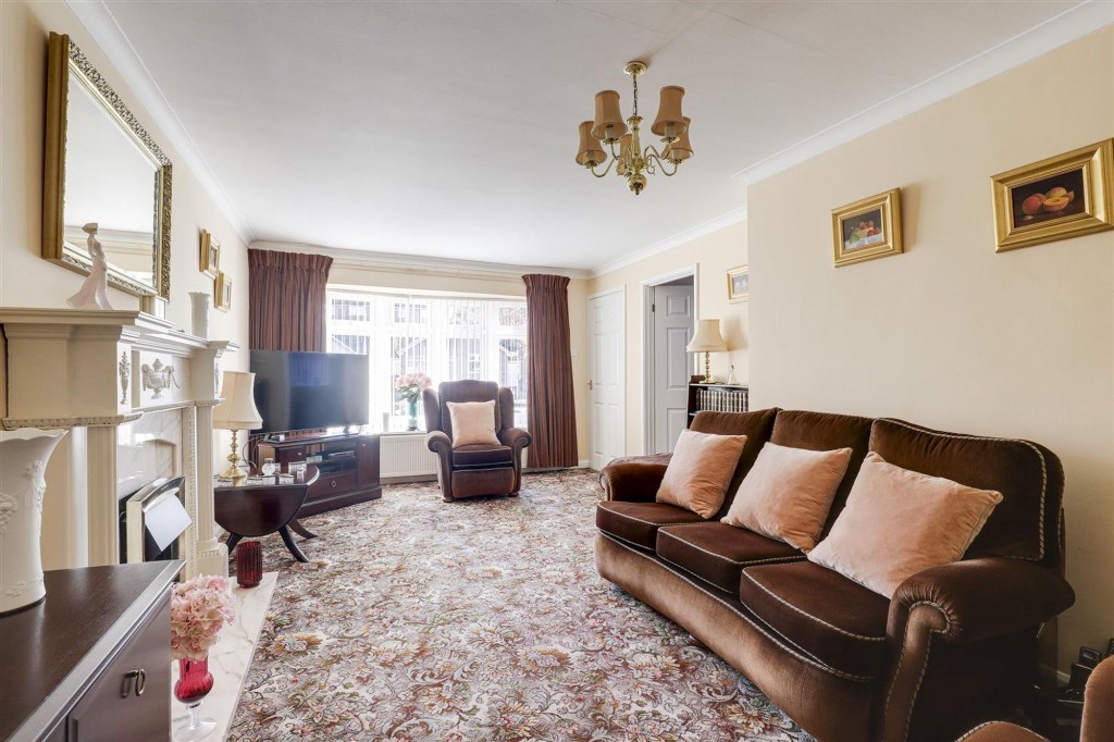 Springwood Gardens, Woodthorpe, NG5