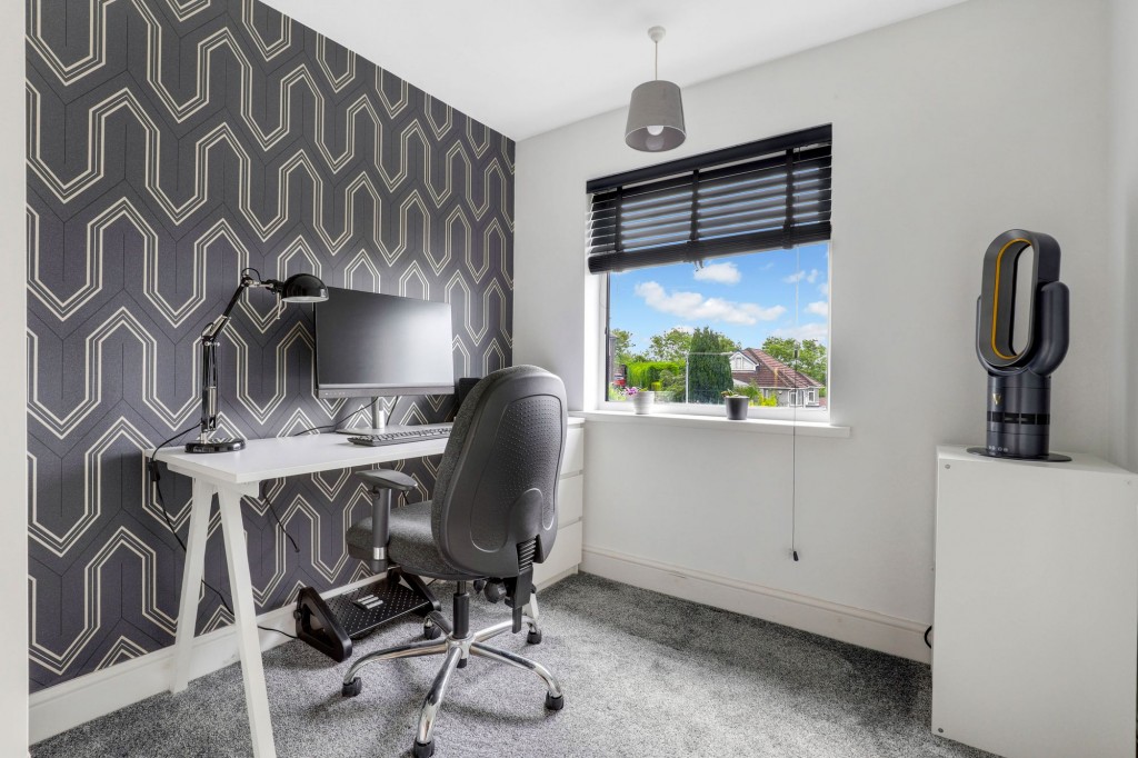 Douglas Crescent, Carlton, NG4