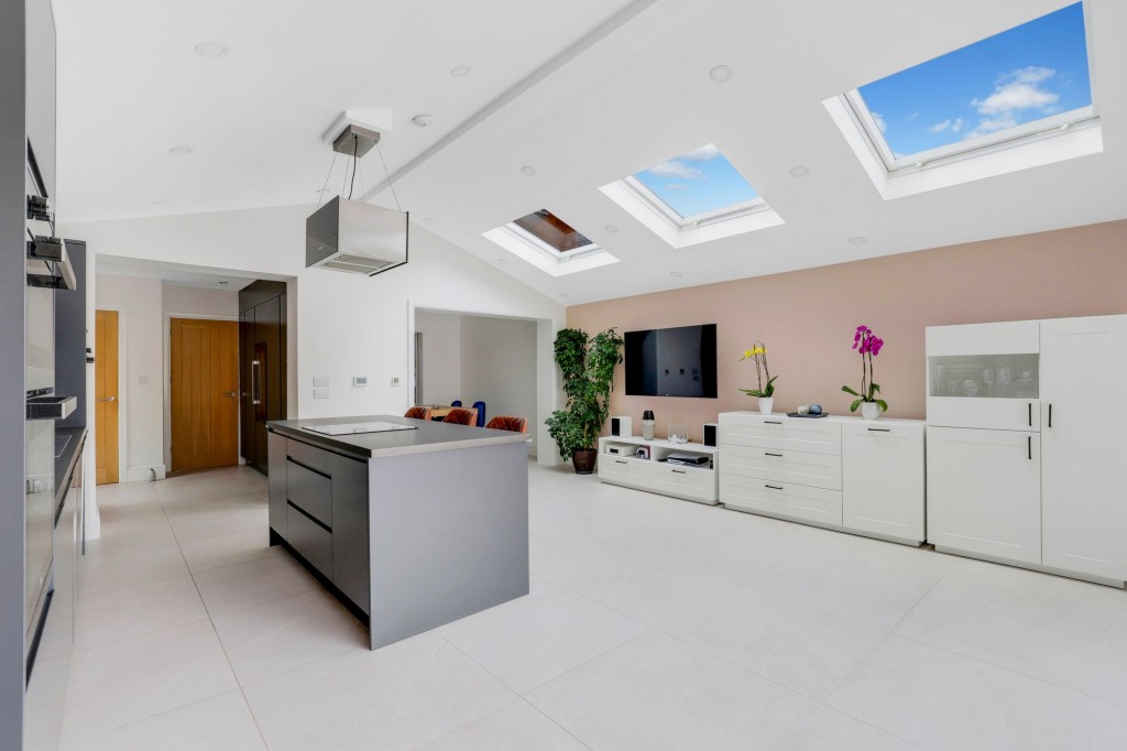 Douglas Crescent, Carlton, NG4