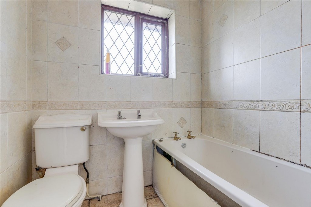 Bolingey Way, Hucknall, NG15